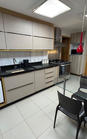 Apartamento à venda com 147m², 4 quartos e 2 vagasCozinha 