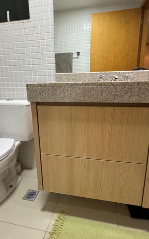 Apartamento à venda com 147m², 4 quartos e 2 vagasBanheiro da Suíte 1