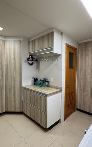 Apartamento à venda com 147m², 4 quartos e 2 vagasÁrea de Serviço