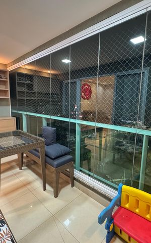 Apartamento à venda com 147m², 4 quartos e 2 vagasVaranda