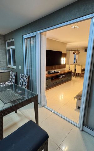Apartamento à venda com 147m², 4 quartos e 2 vagasVaranda