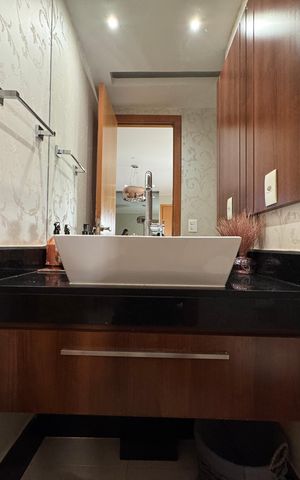 Apartamento à venda com 147m², 4 quartos e 2 vagasLavabo