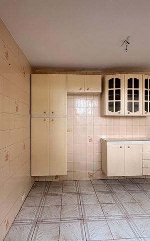 Apartamento à venda com 70m², 2 quartos e 2 vagas Apartamento à venda com 70m², 2 quartos e 2 vagasCozinha