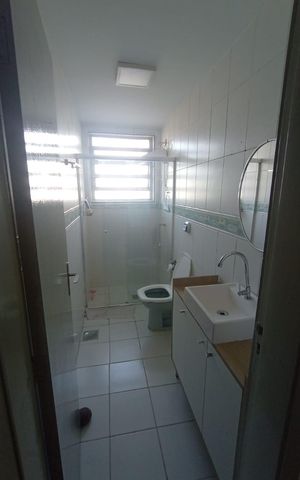 Apartamento para alugar com 83m², 3 quartos e sem vagaBanheiro