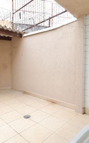 Casa para alugar com 90m², 2 quartos e 1 vagaÁrea de Serviço