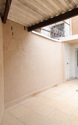 Casa para alugar com 90m², 2 quartos e 1 vagaQuintal - Fundo