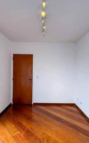 Apartamento à venda com 77m², 2 quartos e 1 vaga