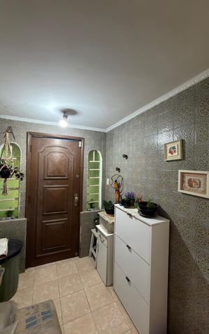 Casa à venda com 126m², 1 quarto e 1 vaga Casa à venda com 126m², 1 quarto e 1 vagaÁrea externa