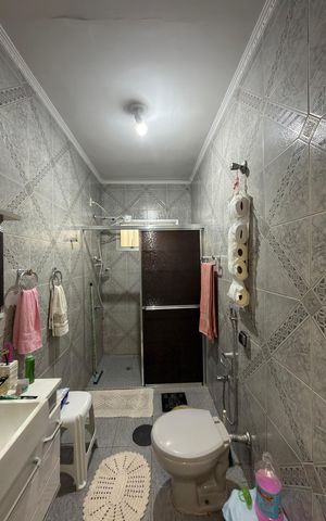 Casa à venda com 126m², 1 quarto e 1 vaga Casa à venda com 126m², 1 quarto e 1 vagaBanheiro Social