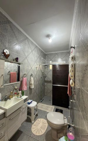 Casa à venda com 126m², 1 quarto e 1 vaga Casa à venda com 126m², 1 quarto e 1 vagaBanheiro Social