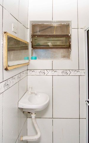 Casa para alugar com 113m², 2 quartos e 1 vagaBanheiro