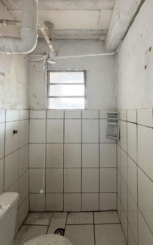 Casa para alugar com 49m², 1 quarto e sem vaga Casa para alugar com 49m², 1 quarto e sem vagaBanheiro - Suíte