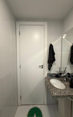 Apartamento à venda com 59m², 2 quartos e 1 vaga Apartamento à venda com 59m², 2 quartos e 1 vagaBanheiro Social