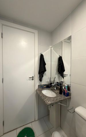 Apartamento à venda com 59m², 2 quartos e 1 vaga Apartamento à venda com 59m², 2 quartos e 1 vagaBanheiro Social