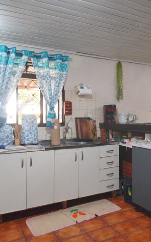 Casa à venda com 296m², 3 quartos e 3 vagasCozinha