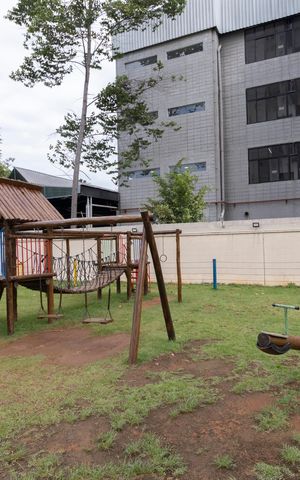 Apartamento à venda com 47m², 2 quartos e 1 vaga Apartamento à venda com 47m², 2 quartos e 1 vagaÁrea Comum - Playground