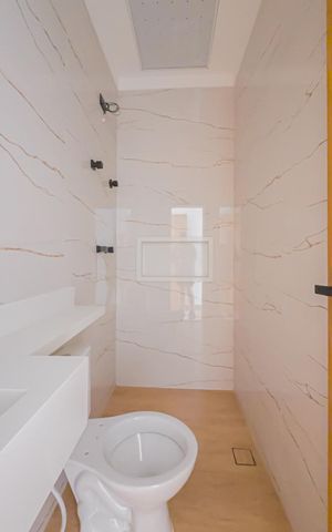 Casa para alugar com 184m², 3 quartos e 5 vagas Casa para alugar com 184m², 3 quartos e 5 vagasBanheiro Suíte 1