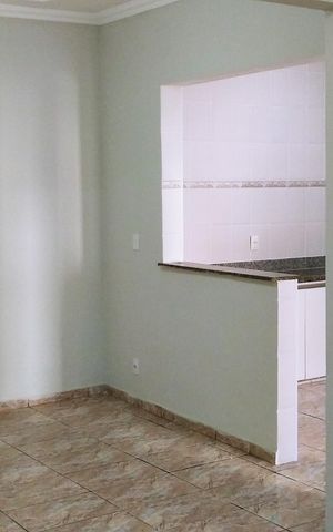 Casa para alugar com 70m², 2 quartos e 1 vaga Casa para alugar com 70m², 2 quartos e 1 vagaCopa e Cozinha vista da Sala