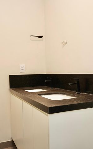 Apartamento à venda com 85m², 3 quartos e 1 vaga Apartamento à venda com 85m², 3 quartos e 1 vagaSuíte - Banheiro