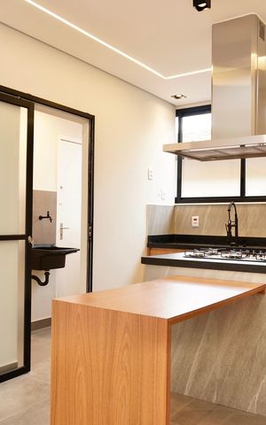 Apartamento à venda com 85m², 3 quartos e 1 vaga Apartamento à venda com 85m², 3 quartos e 1 vagaCozinha e Área de Serviço