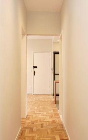 Apartamento à venda com 85m², 3 quartos e 1 vaga Apartamento à venda com 85m², 3 quartos e 1 vagaCorredor