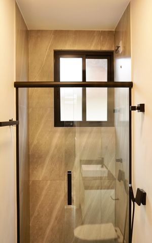 Apartamento à venda com 85m², 3 quartos e 1 vaga Apartamento à venda com 85m², 3 quartos e 1 vagaBanheiro Social