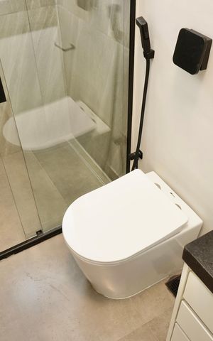 Apartamento à venda com 85m², 3 quartos e 1 vaga Apartamento à venda com 85m², 3 quartos e 1 vagaBanheiro Social