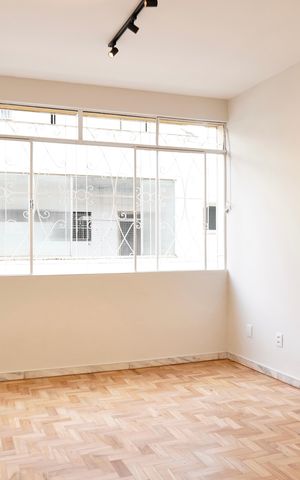 Apartamento à venda com 85m², 3 quartos e 1 vaga Apartamento à venda com 85m², 3 quartos e 1 vagaSala