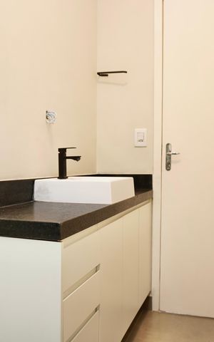 Apartamento à venda com 85m², 3 quartos e 1 vaga Apartamento à venda com 85m², 3 quartos e 1 vagaBanheiro Social