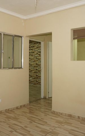 Casa para alugar com 150m², 3 quartos e 2 vagasSala