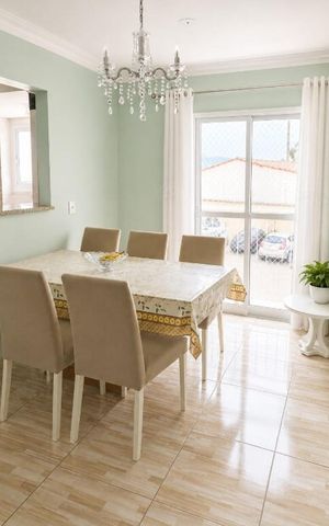 Apartamento à venda com 61m², 3 quartos e 2 vagas Apartamento à venda com 61m², 3 quartos e 2 vagasSala de jantar