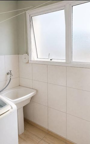 Apartamento à venda com 61m², 3 quartos e 2 vagas Apartamento à venda com 61m², 3 quartos e 2 vagasÁrea de serviço