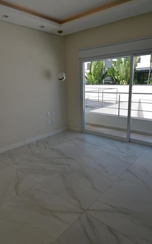 Casa de condomínio à venda com 323m², 4 quartos e 4 vagasQuarto 4 - Suíte