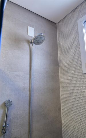 Casa de condomínio à venda com 323m², 4 quartos e 4 vagasBanheiro Suíte