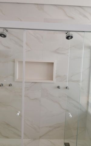 Casa de condomínio à venda com 323m², 4 quartos e 4 vagasBanheiro Suíte