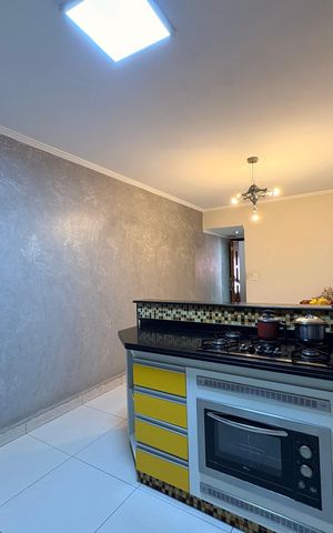 Casa à venda com 303m², 4 quartos e 6 vagasCozinha