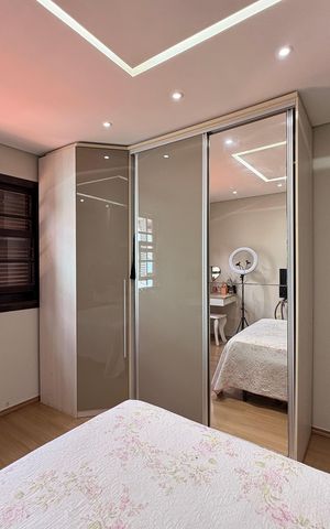 Casa à venda com 303m², 4 quartos e 6 vagasQuarto 2