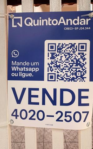 Casa à venda com 303m², 4 quartos e 6 vagasFachada + plaquinha YVPZ-538