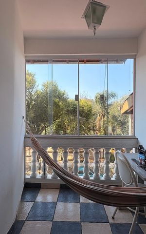 Casa à venda com 303m², 4 quartos e 6 vagasSacada 