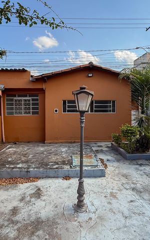 Casa à venda com 720m², 4 quartos e 1 vaga