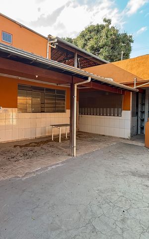 Casa à venda com 720m², 4 quartos e 1 vaga