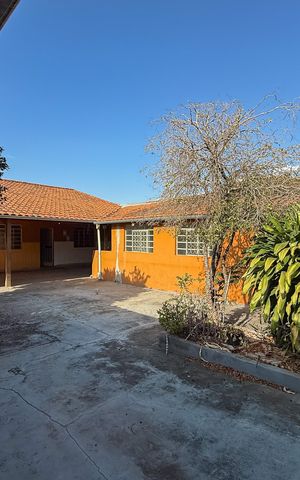 Casa à venda com 720m², 4 quartos e 1 vaga