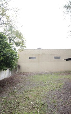 Casa para alugar com 300m², 2 quartos e 5 vagasQuintal