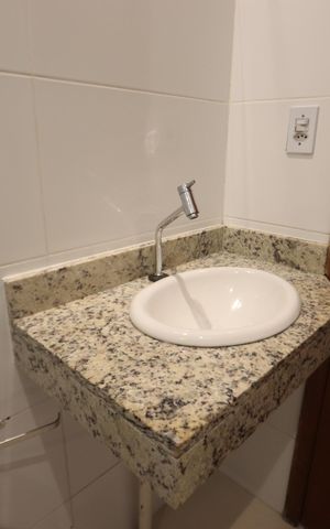Apartamento à venda com 33m², 2 quartos e sem vagaBanheiro