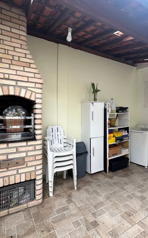 Casa à venda com 139m², 2 quartos e 1 vaga Casa à venda com 139m², 2 quartos e 1 vagaChurrasqueira