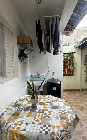 Casa à venda com 139m², 2 quartos e 1 vaga Casa à venda com 139m², 2 quartos e 1 vagaQuintal