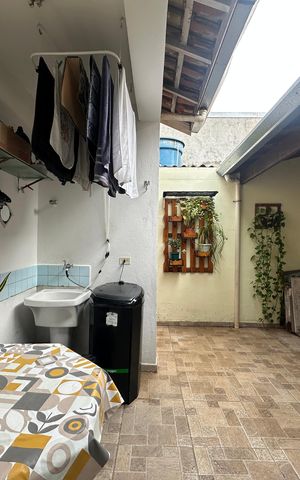 Casa à venda com 139m², 2 quartos e 1 vaga Casa à venda com 139m², 2 quartos e 1 vagaQuintal