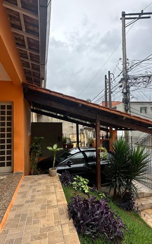 Casa à venda com 139m², 2 quartos e 1 vaga Casa à venda com 139m², 2 quartos e 1 vagaQuintal