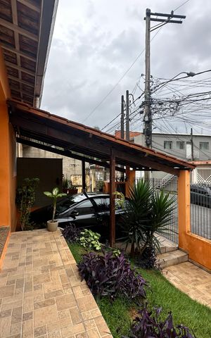 Casa à venda com 139m², 2 quartos e 1 vaga Casa à venda com 139m², 2 quartos e 1 vagaQuintal