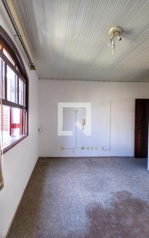 Casa para alugar com 67m², 3 quartos e sem vaga